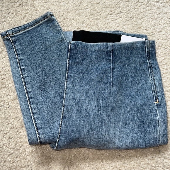 WHBM Denim High Rise Legging - Picture 3 of 5